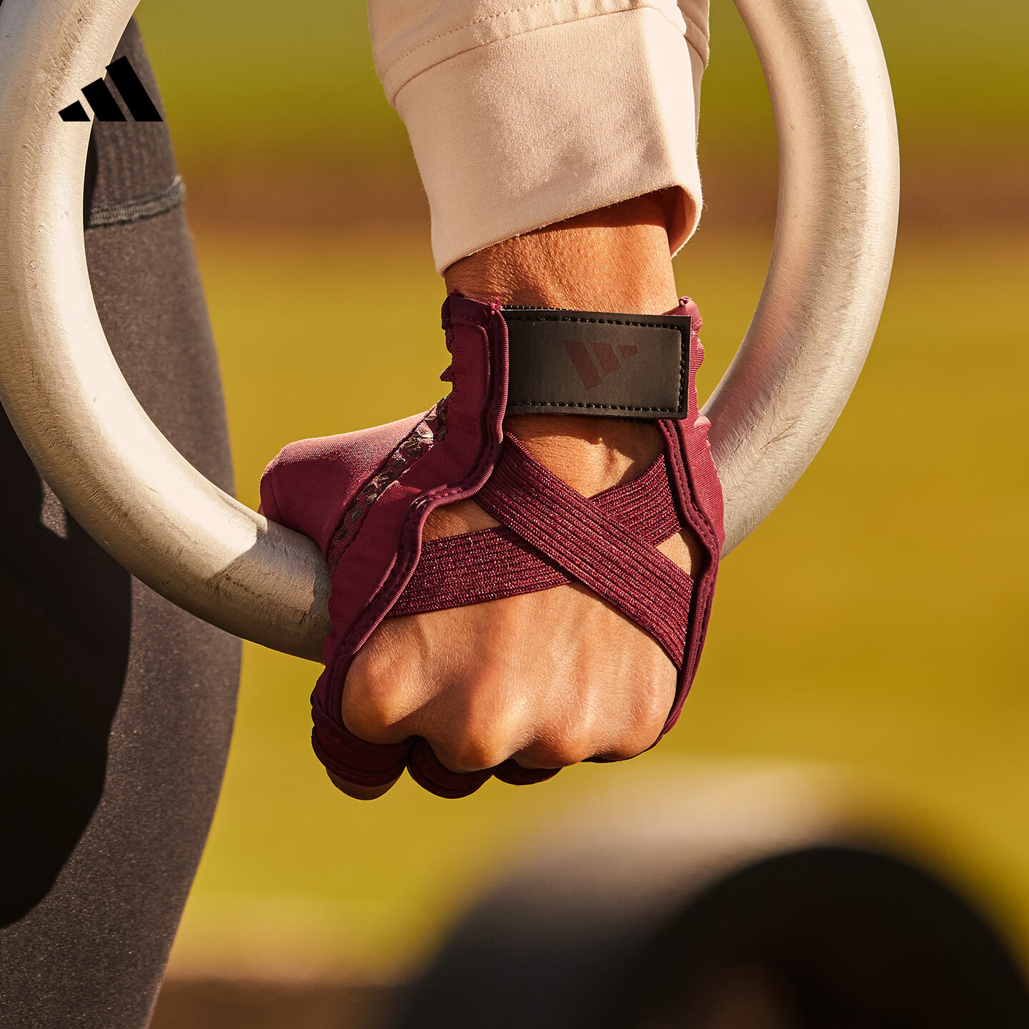Adidas Women's Fitness Gloves Sports Yoga Anti-Blister Cycling Mountaineering Workout Pull-Up Bar Non-Slip Half-Finger Strap