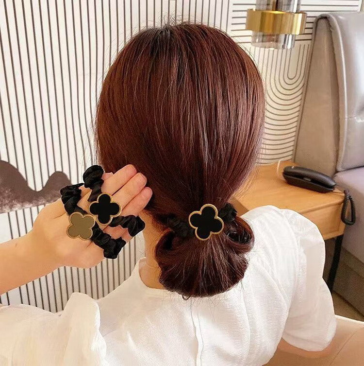 LiQing Luxury Four-Leaf Clover Hair Tie [Black] Premium Large Elastic Hair Band Elegant Hair Accessory 1