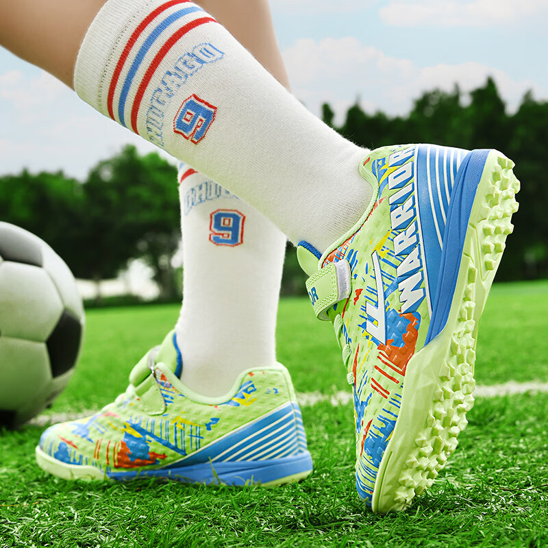 Huili Soccer Shoes with TF Turf Studs, Velcro, And No Laces, for Boys And Girls, Students, Schoolyards And Lawns, Model 572, Size 37, Green And Blue