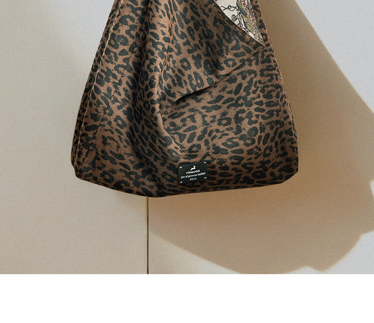 Miaodi Relaxed Lazy Style Leopard Print Large Capacity Double-Sided Shoulder Commuter Canvas Tote Bag Women's Underarm Hobo Bag 15