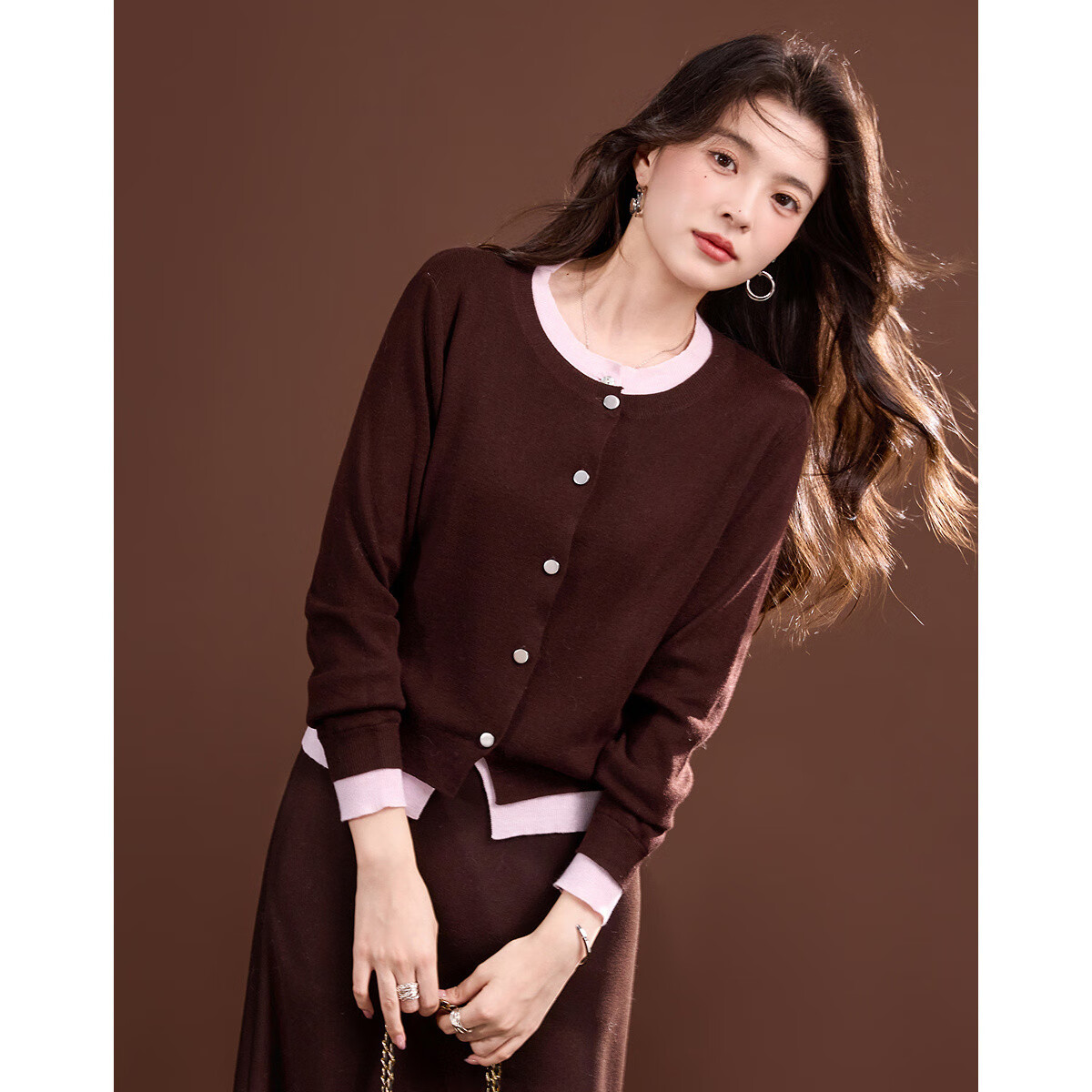 Dme [Quiet Luxury Inspired Wardrobe] Spring and Autumn Design Fake Two-Piece Color-Block Knit Sweater with Decorative Buckle for Women 22