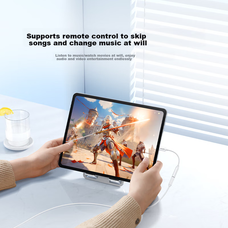 Переходник SAMZHE Lightning на 3.5 мм для наушников, аудиоконвертер для iPhone