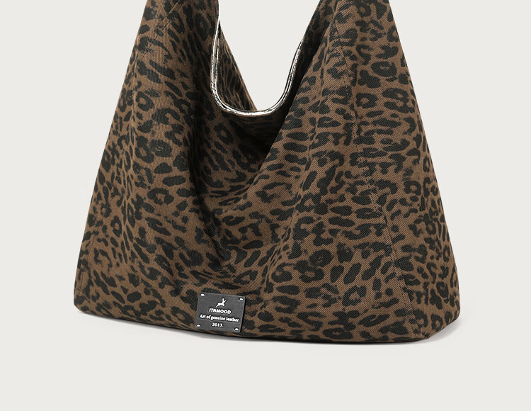 Miaodi Relaxed Lazy Style Leopard Print Large Capacity Double-Sided Shoulder Commuter Canvas Tote Bag Women's Underarm Hobo Bag 26