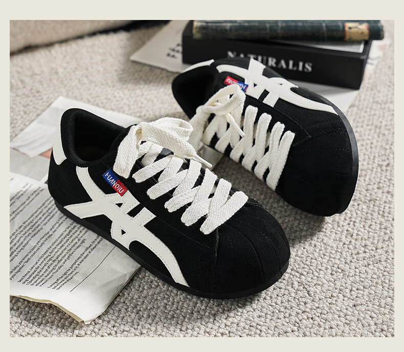 Global Red Vintage German Training Shoes Women's 2026 New Height-Increasing Sports Casual Soft Sole Sneakers 13