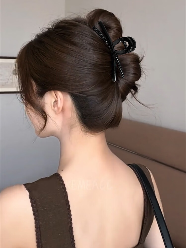 Xiangwan Elegant Hair Clip Shark Clip Korean Style Hair Accessories Versatile Hair Claw for Girls Birthday Gift 5