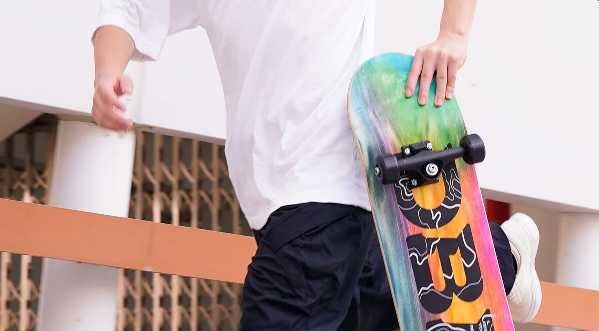 DBH Dream Advanced Professional Double Kick Skateboard for Adults and Children Beginners DBH Holographic 27
