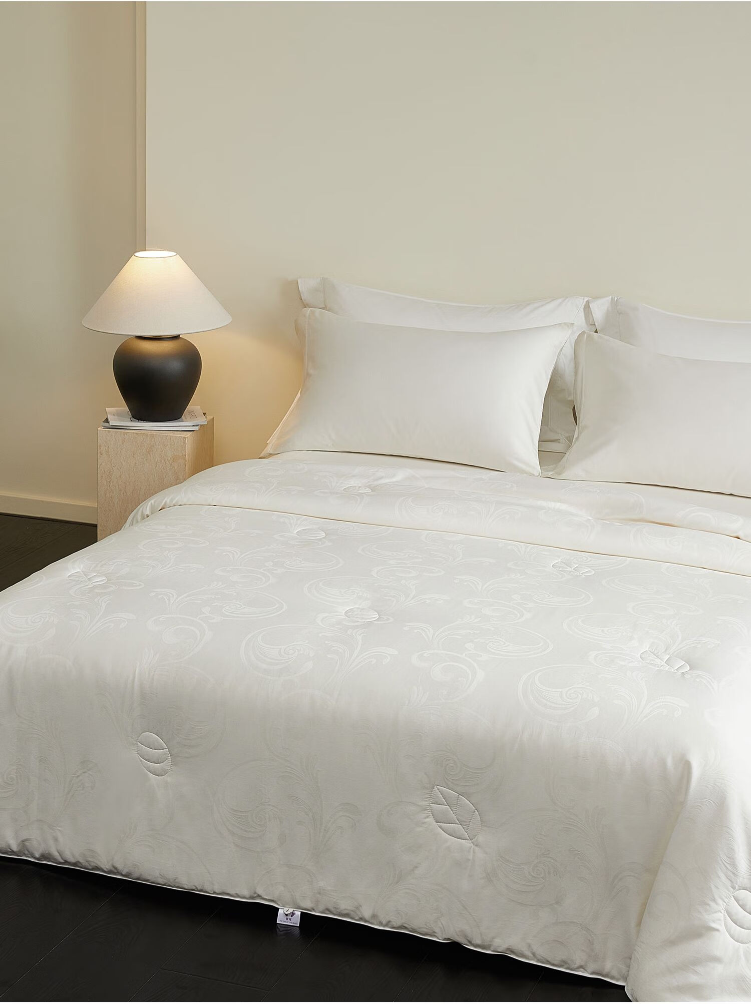 MIDO HOUSE Mingdu Pure Cotton Summer Cooling Quilt, Silk Comforter, 100% Silk Air Conditioning Quilt, Summer Class A Pure Quiet, 150*200cm 1