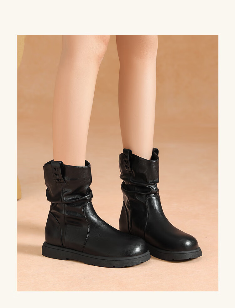 ZHR Women's Thick-Soled Ankle Boots 2025 New Winter Flat Plush Thickened Northeast Martin Boots Fashionable Short Boots 8