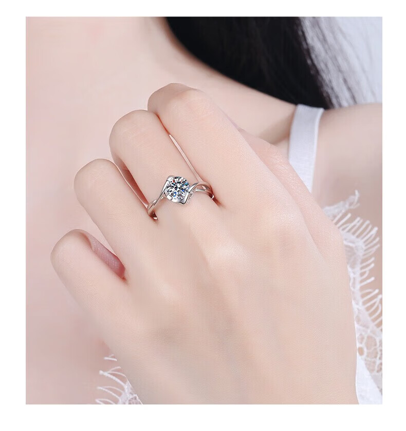 Zhoudajin CHOW TAI KING, One Carat Moissanite Diamond Ring, Sterling Silver Engagement Ring for Women, Qixi Valentine's Day Gift for Girlfriend Or Wife, Birthday Present 22