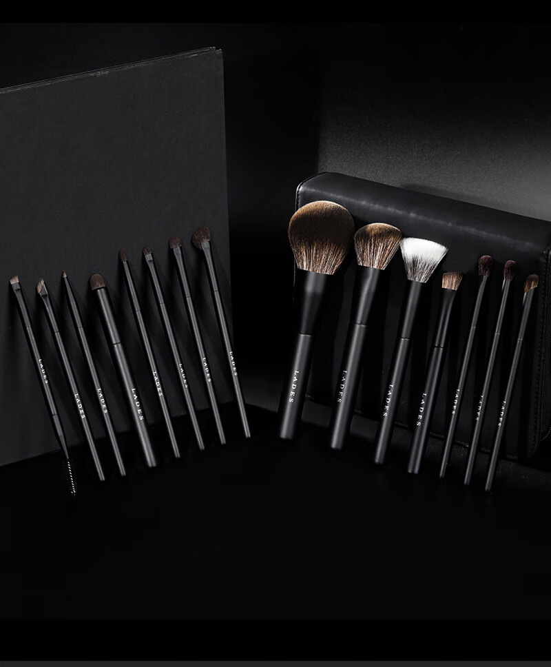 LADES 15-Piece Blue Master Makeup Brush Set: Animal Hair Powder Brush, Eyeshadow Brush, Blush Brush, Contour Brush, Beauty Tools 2