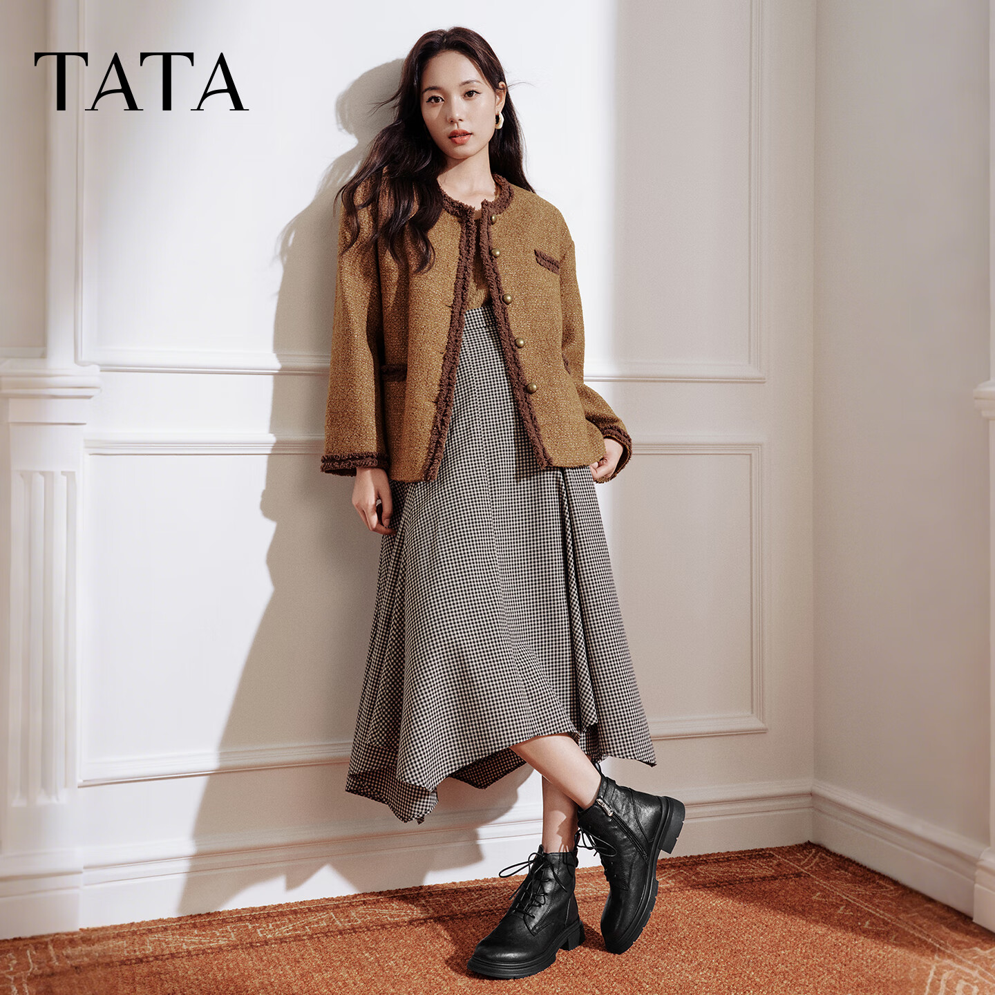 TATA 2025 Winter Fashion Thick-Soled Martin Boots Women's Short Boots Casual Black (Fleece Lined) Size 37