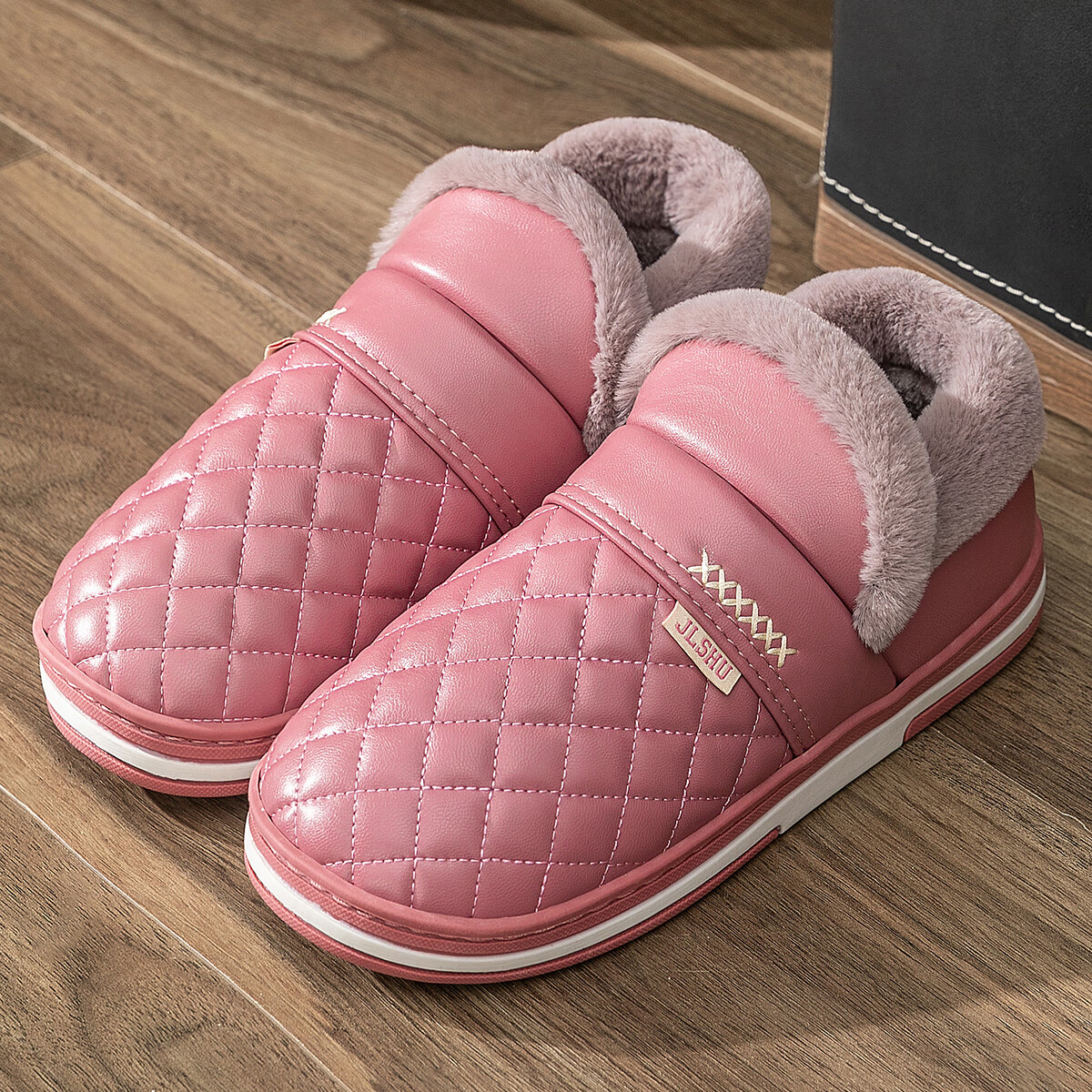 Grace Waterproof Cotton Slippers Women 2025 New Autumn Winter Indoor Home Warm Non-Slip Fully Covered Heel Cotton Shoes Men Winter