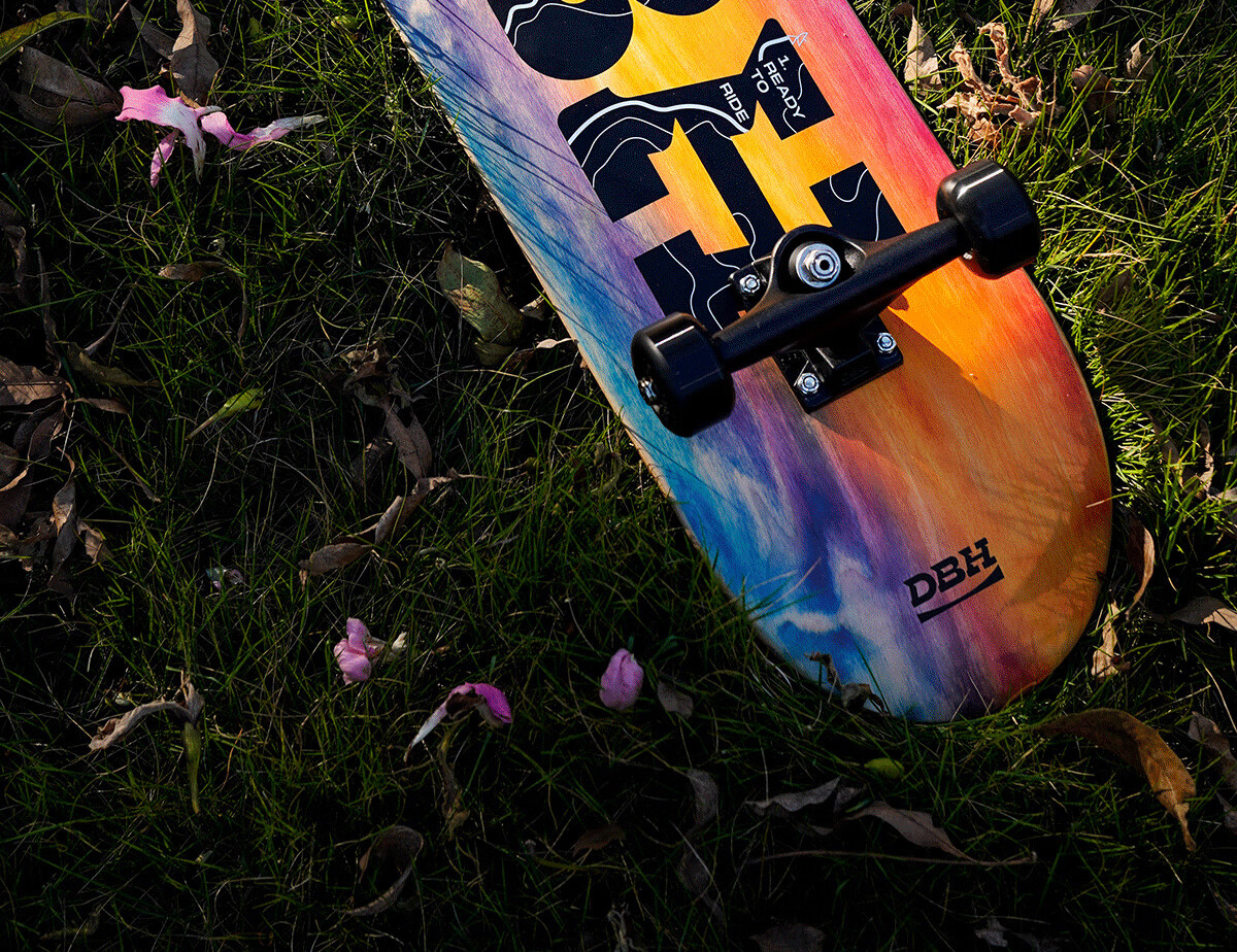 DBH Dream Advanced Professional Double Kick Skateboard for Adults and Children Beginners DBH Holographic 5