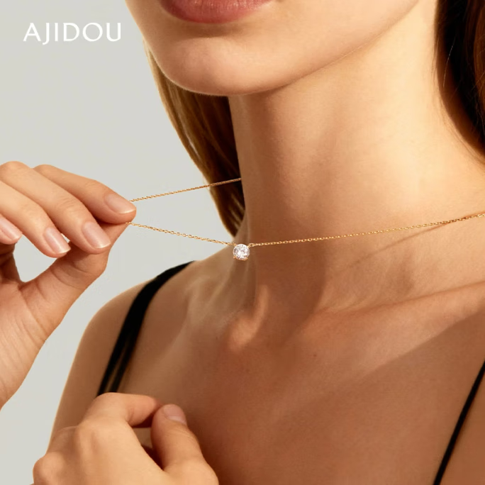 AJIDOU Necklace for Women, Fashionable And Simple, Shiny Zirconium Oxide Pendant, Collarbone Chain, Versatile Gift for Girlfriend