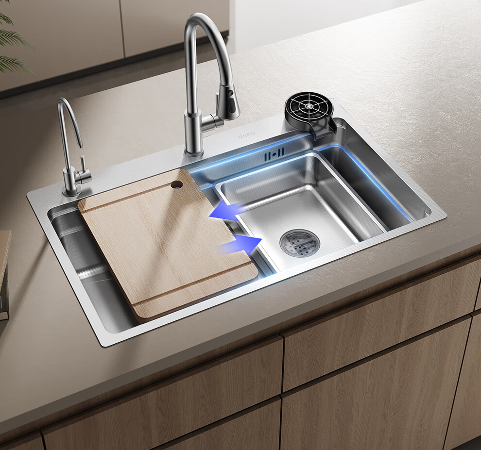 Rifeng 304 Stainless Steel Large Single Bowl Kitchen Sink with Textured Scratch-Resistant Surface and Faucet RF-SD7546209BD Silver 16