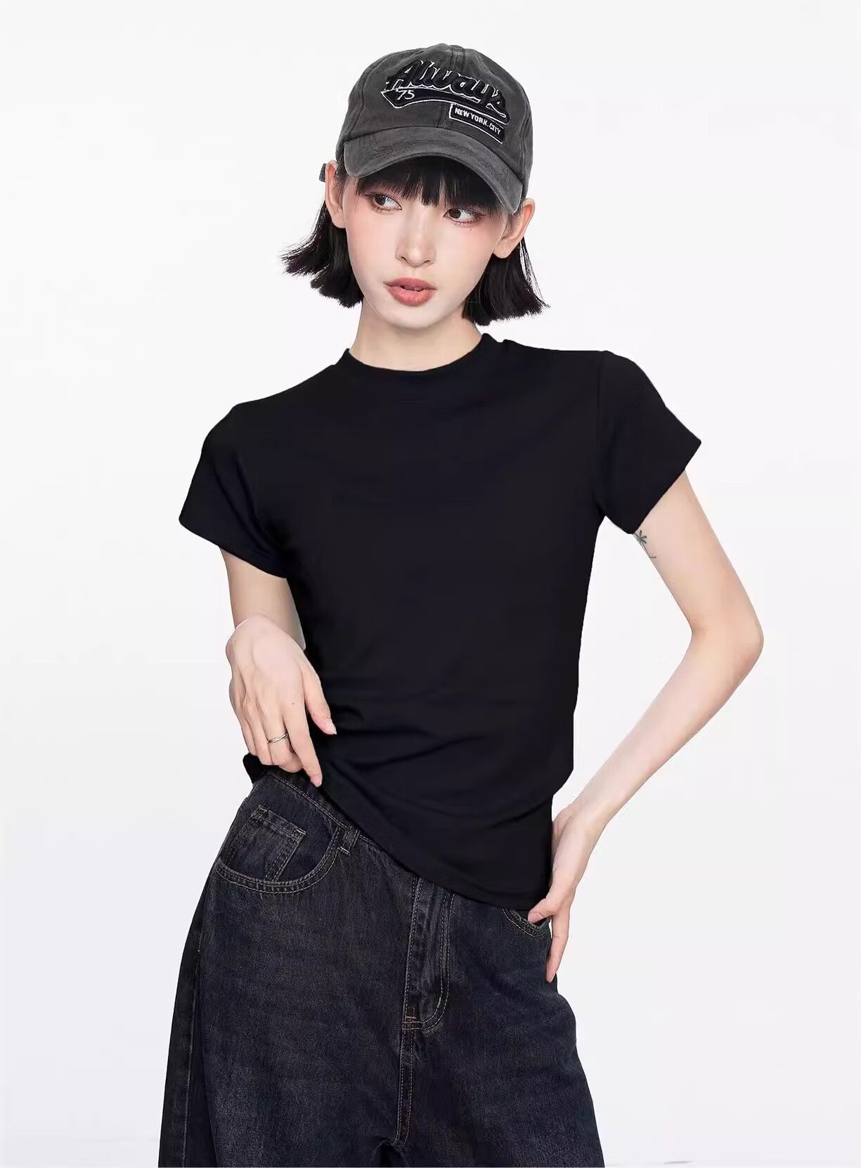 TUCANO Women's Short Sleeve T-Shirt 2025 New Summer Round Neck Solid Cotton Slim Fit Top Black S 1