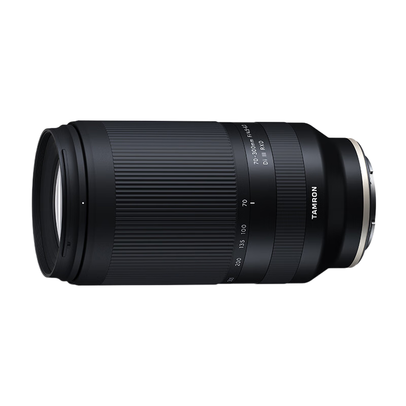 Tamron 70-300mm F/4.5-6.3 Di III RXD Telephoto Zoom Lens for Sports And Wildlife, Sony Full-Frame Mirrorless Camera Lens (Sony Full-Frame E-Mount), Filter Kit