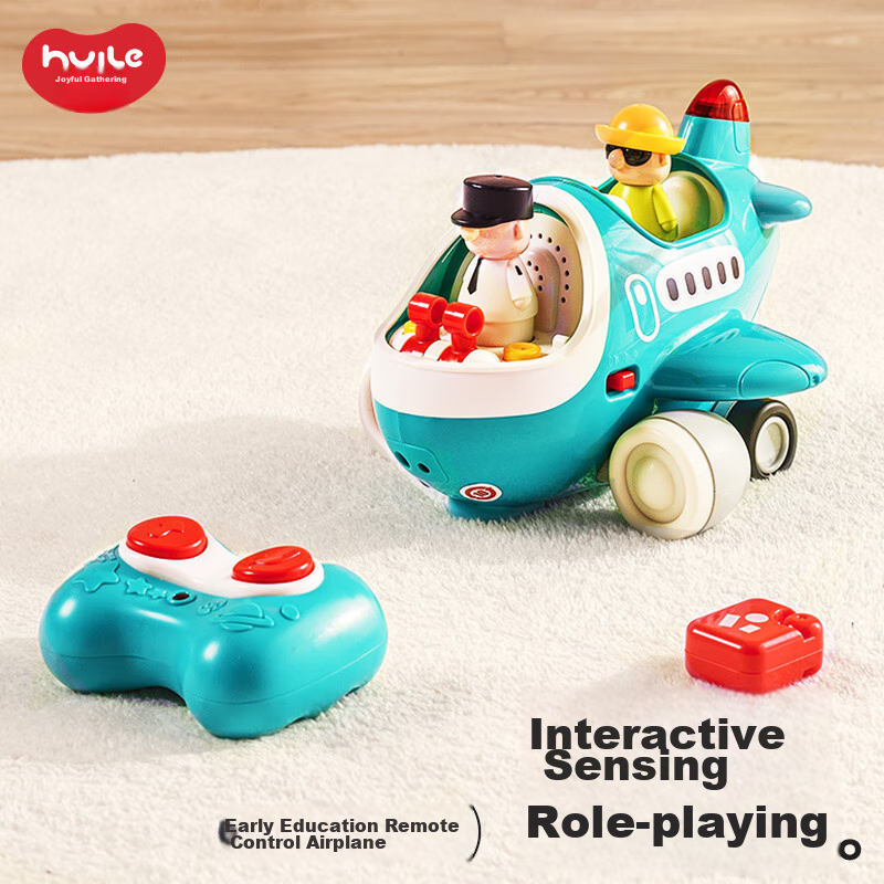 Интерактивный самолет на радиоуправлении HUILE TOYS, обучающий, развивающий, музыкальный, для детей от 12 месяцев