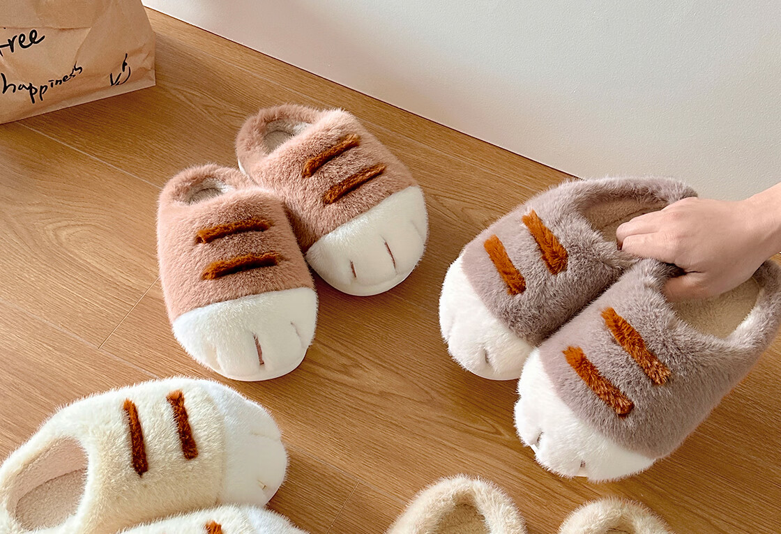 MINISO Cute Bear Claw Fleece-Lined Thickened Cotton Shoes, Adorable Wearable Home Slippers, Khaki (Cotton Shoes Style) Size 40-41 12