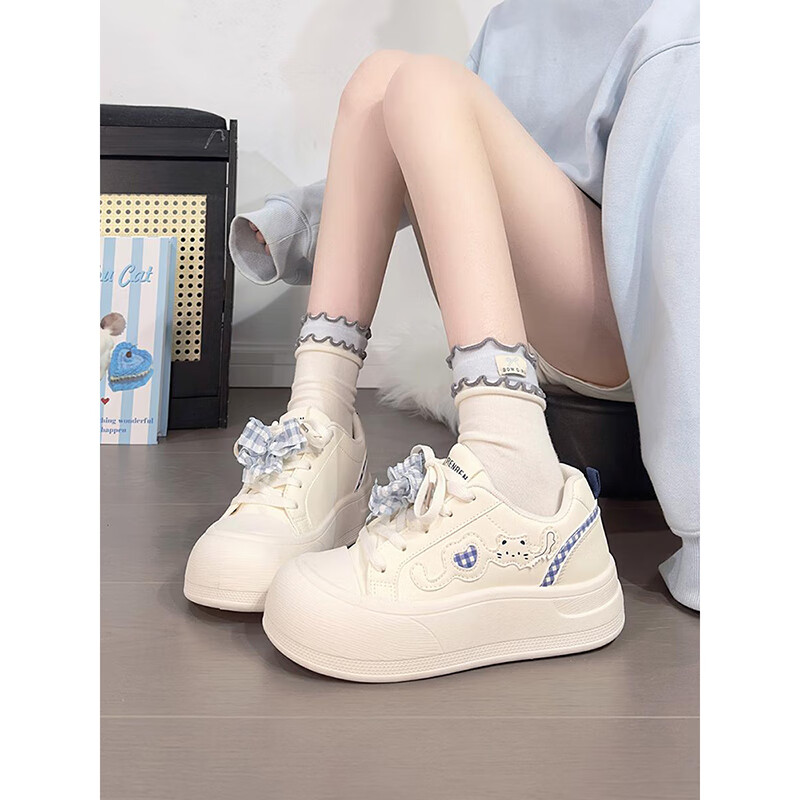 Renben Soft Sole Lightweight White Sneakers for Women Trending Original Versatile Chunky Head Bread Shoes Thick Sole Sports Sneakers for Women