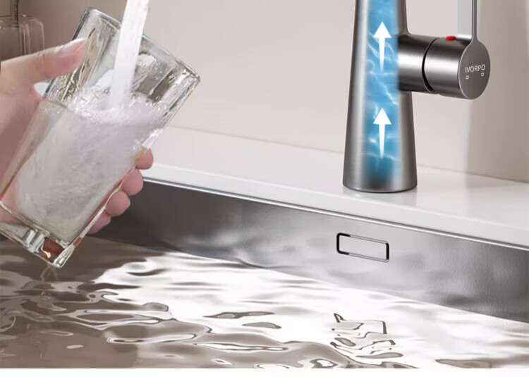 IVORPO [Germany] All-Copper Kitchen Pull-Out Faucet Hot and Cold Two-in-One Rotatable Sink Stretchable Swivel Faucet 11