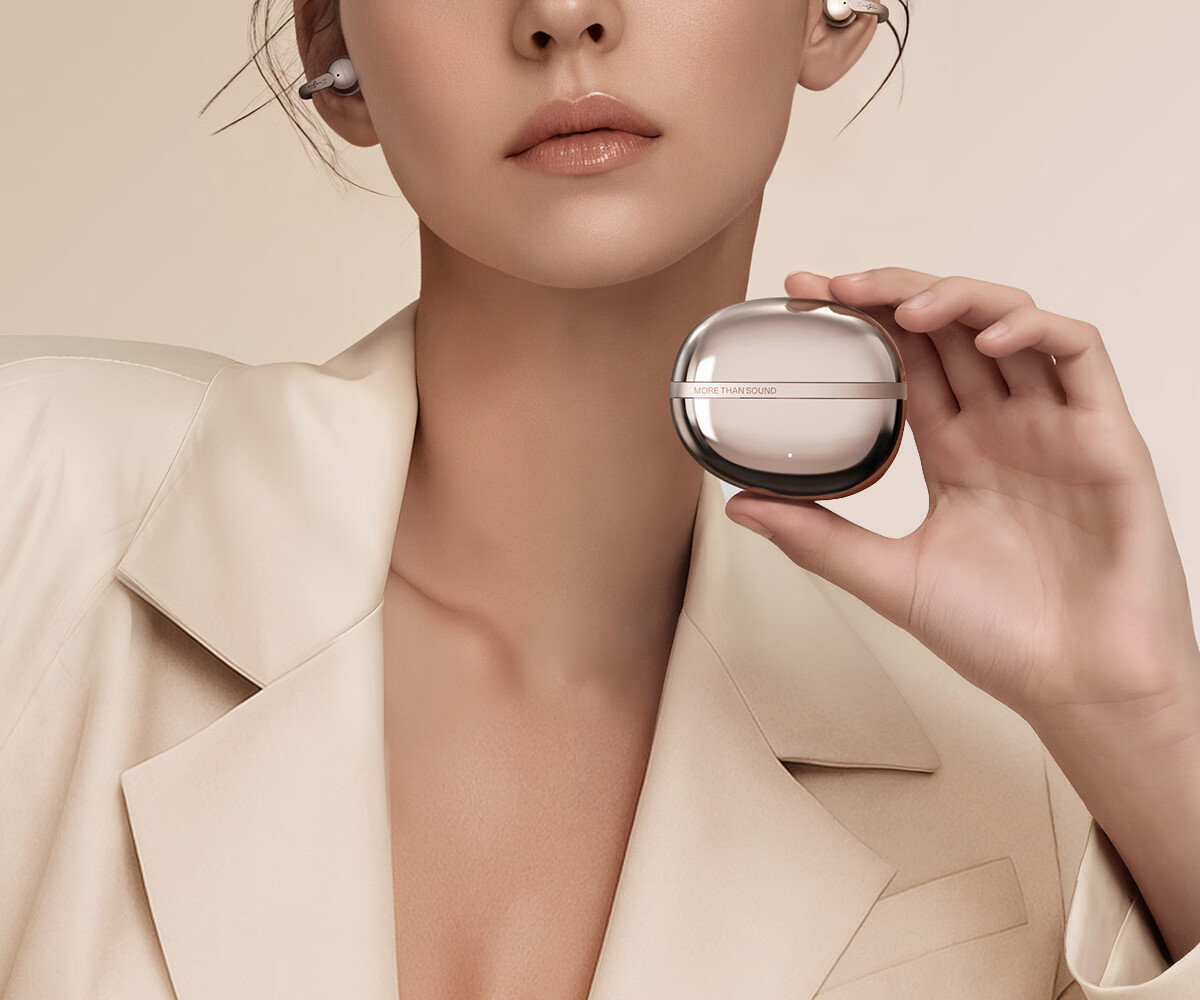 EDIFIER Auro Clip Clip-on Bluetooth Earphones Open Style Luxury Electroplating Bluetooth 6.1 Ice Silver Translator Earphones Translator Device 1