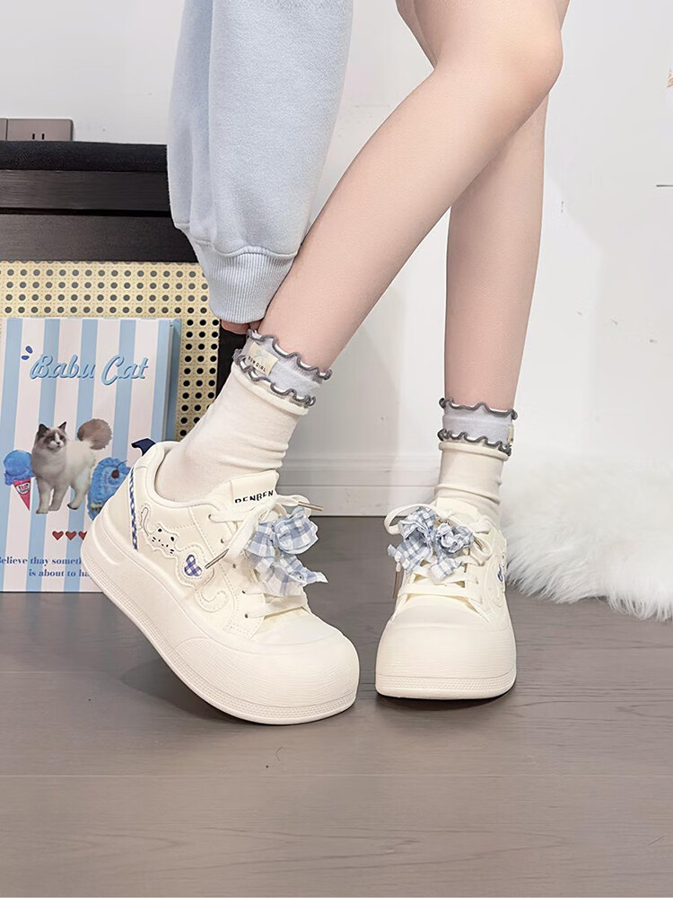 Renben Soft Sole Lightweight White Sneakers for Women Trending Original Versatile Chunky Head Bread Shoes Thick Sole Sports Sneakers for Women 4