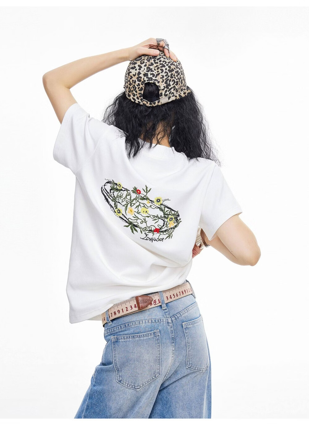ICH MODE American Style Floral Embroidery Shoulder-Fitting Short Sleeve T-Shirt Women Spring Summer New Slim Fit Half High Neck Half Sleeve Top White S 5