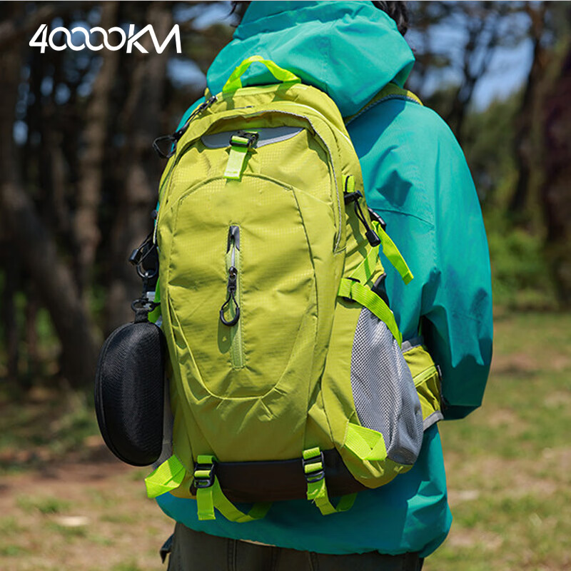 40,000KM Lightweight Outdoor Hiking Backpack Men Travel Waterproof Mountaineering Large Capacity Women Travel Shoulder Bag