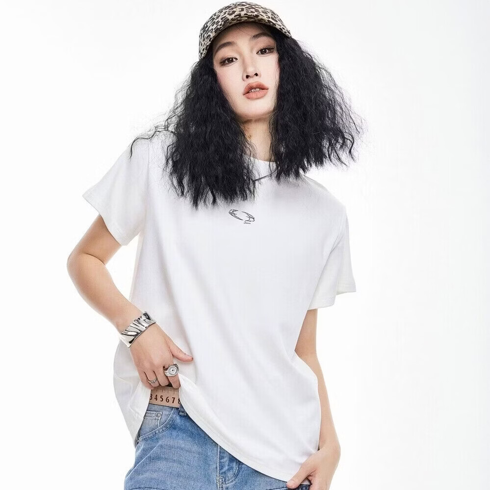 ICH MODE American Style Floral Embroidery Shoulder-Fitting Short Sleeve T-Shirt Women Spring Summer New Slim Fit Half High Neck Half Sleeve Top White S