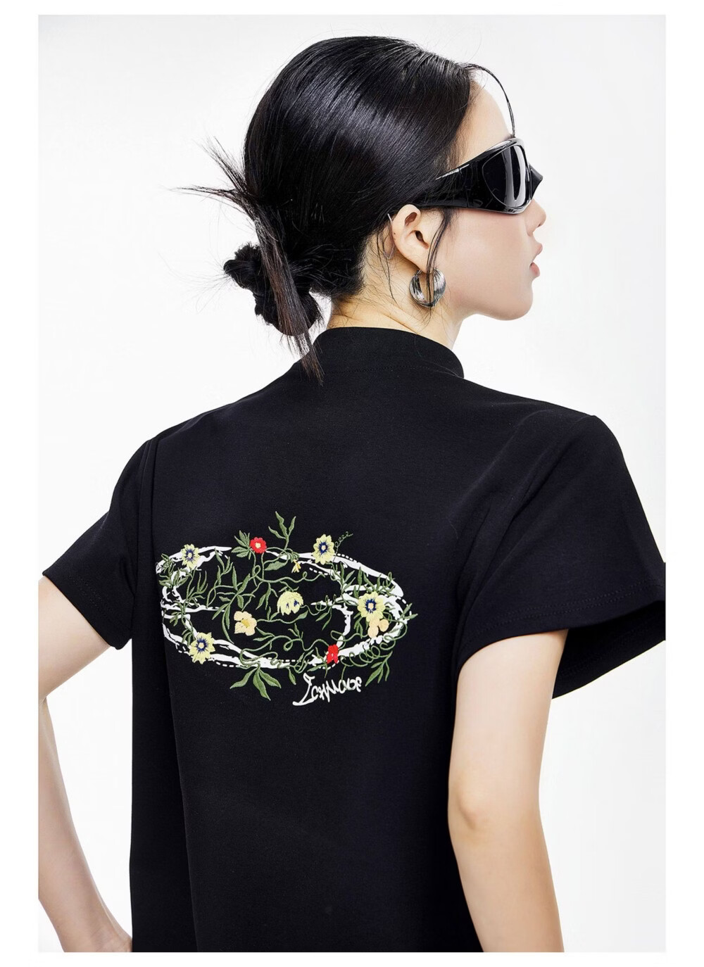 ICH MODE American Style Floral Embroidery Shoulder-Fitting Short Sleeve T-Shirt Women Spring Summer New Slim Fit Half High Neck Half Sleeve Top White S 13
