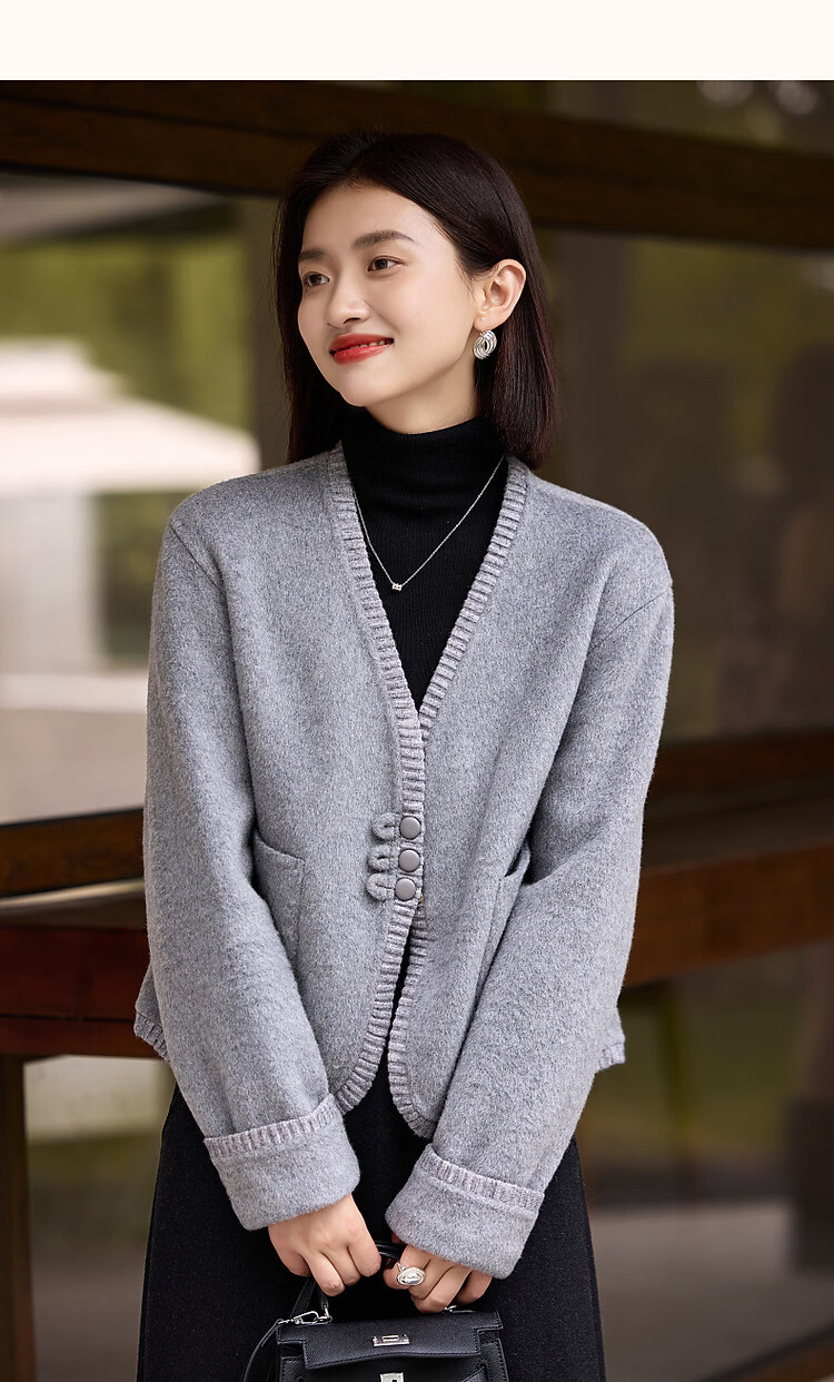 Demana [Double-Sided Wool] Spring Luxury V-Neck Knit Twisted Flower Decorative Patch Pocket Loose Short Women's Coat 16