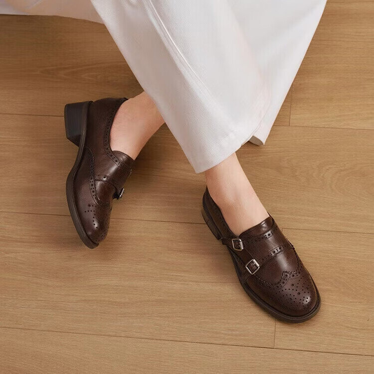 Женские лоферы Bata