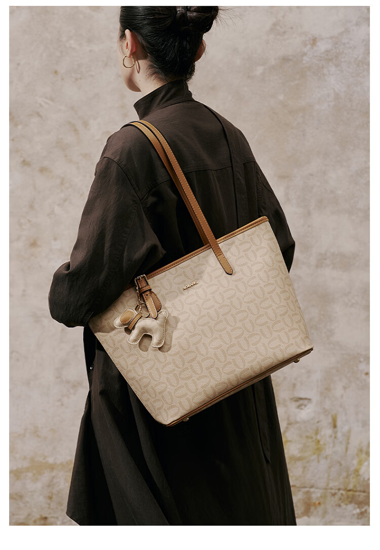Aokang Women's Trendy Underarm Shoulder Bag Lightweight Luxury Tote Birthday Women's Day Gift for Girlfriend Wife 1
