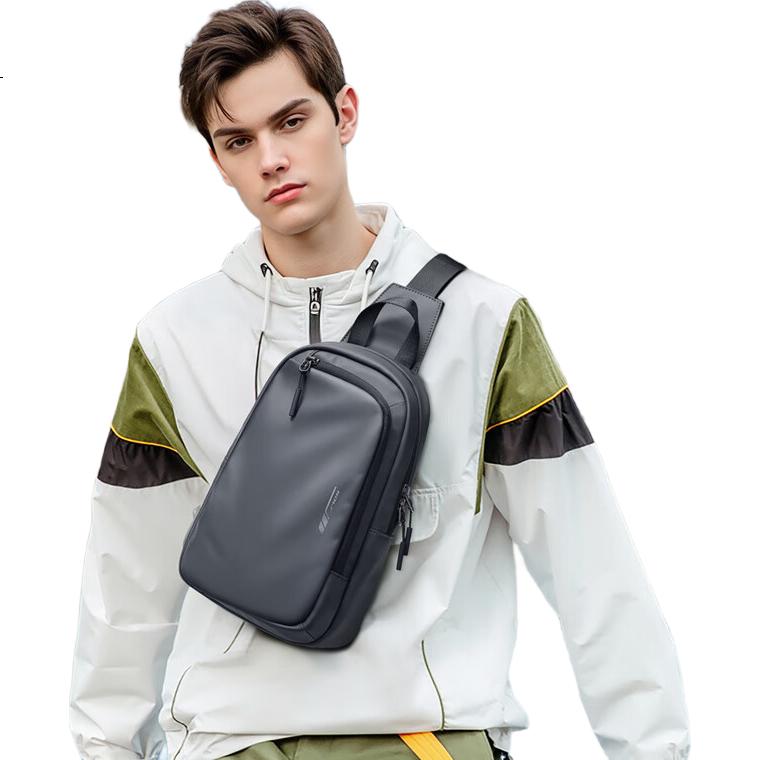 GOLF Chest Bag, Large Capacity Crossbody Bag for Men, Casual Shoulder Bag, Phone And IPad Bag, Water-Resistant Cycling Sports Small Backpack