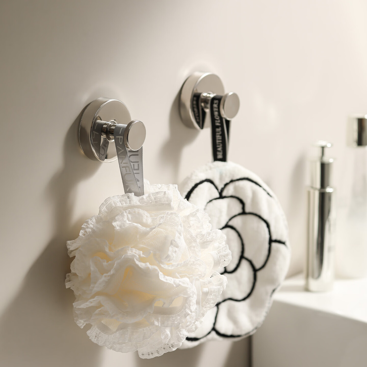 Bydoll Stainless Steel Suction Cup Hook Bathroom Wall No-Drill Strong Adhesive Heavy Duty Seamless Storage Hook