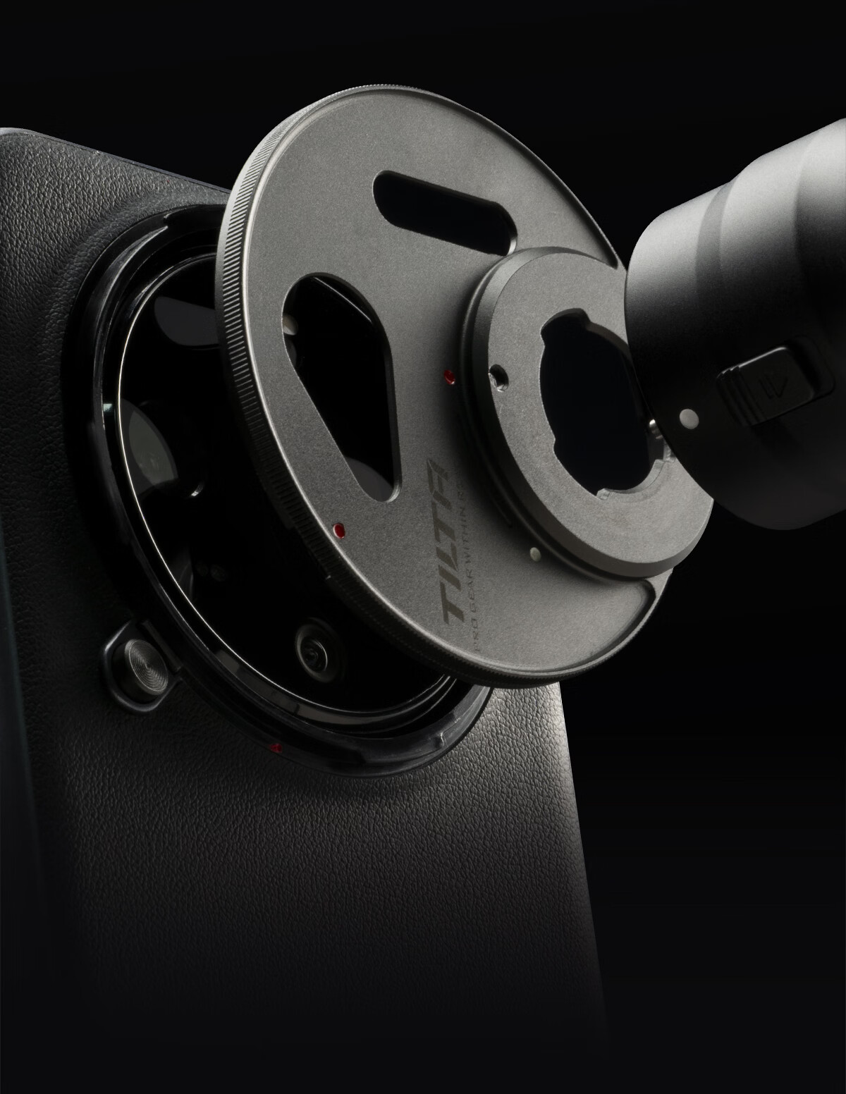 TILTA Iron Head Huawei Photography Kit for Huawei Mate 80 Pro Max Professional 3.33x Telephoto Zoom Lens Handheld Shooting Handle Assistant 3