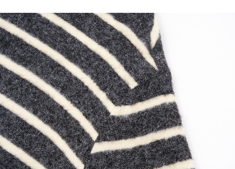 Demana Vintage Collegiate Style Winter Japanese Colorblock Crewneck Striped Loose Fit Sweatshirt for Women 13