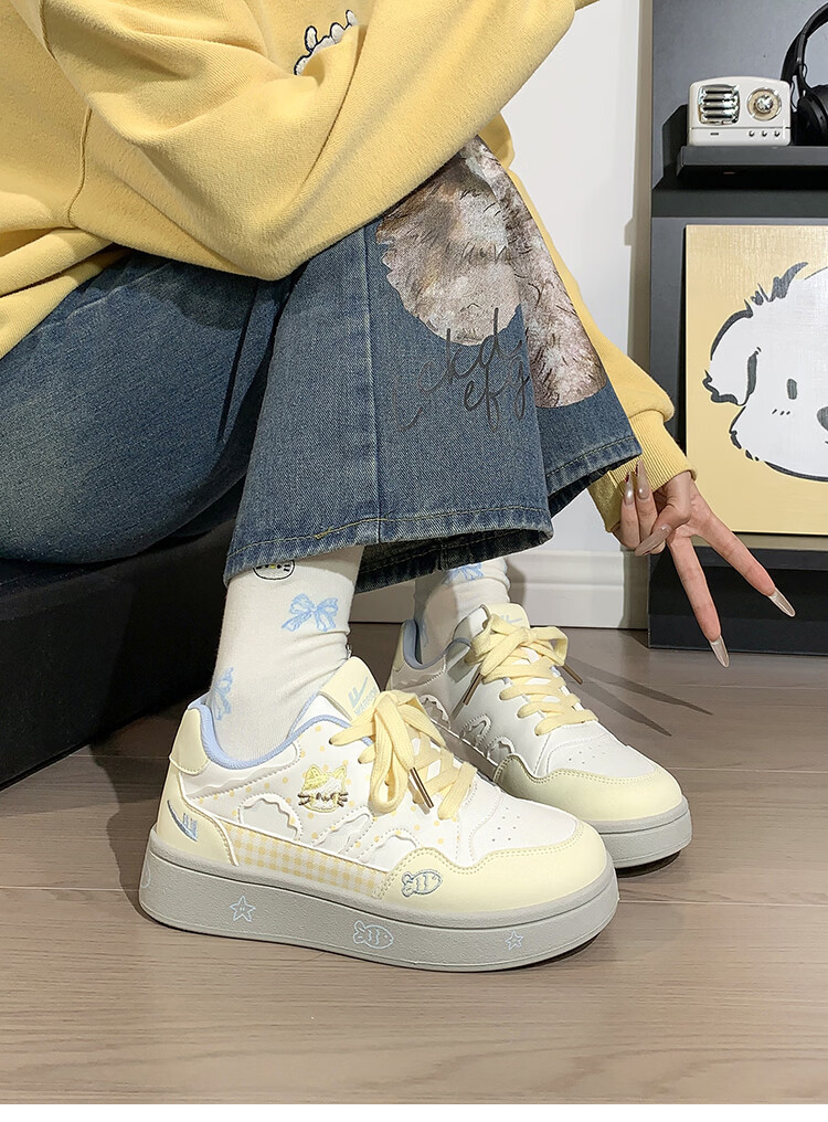 Warrior Cute Cat Canvas Shoes for Women 2026 Spring Autumn New Versatile Lightweight Casual Breathable Thick-Soled White Sneakers for Female Students 3