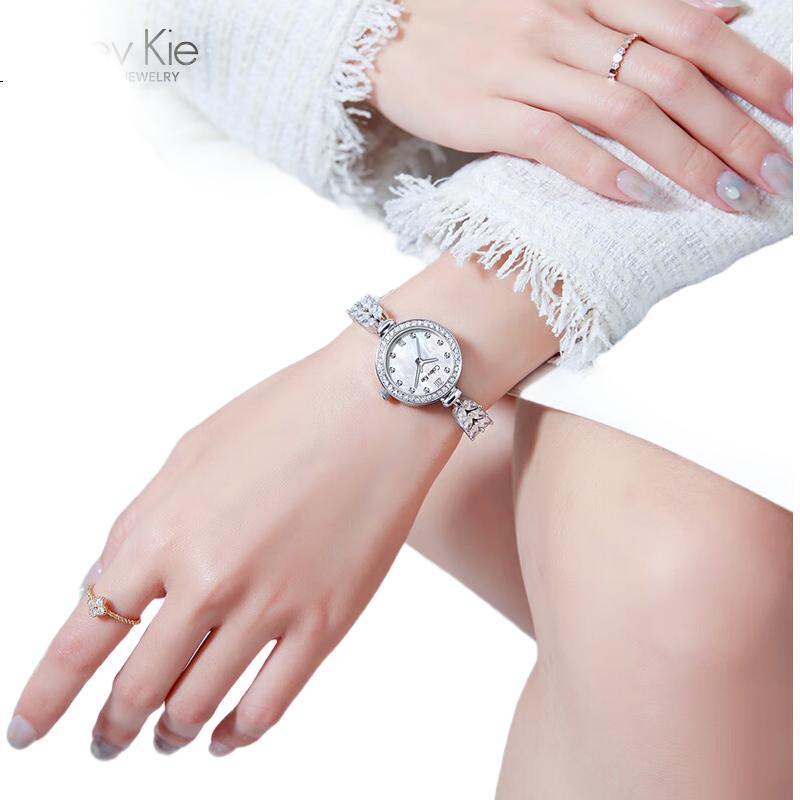 White Image 2
