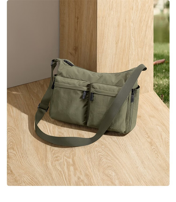 GOLF Men's Casual Single Shoulder Crossbody Bag Lightweight Waterproof Outdoor Cycling Sports Bag for Phone and iPad 5
