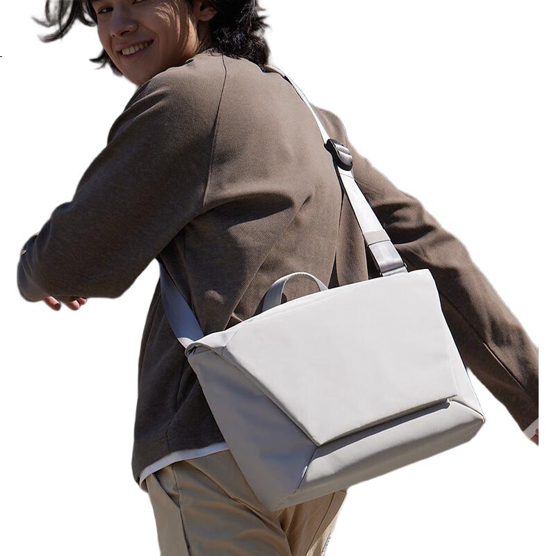 White Image 3
