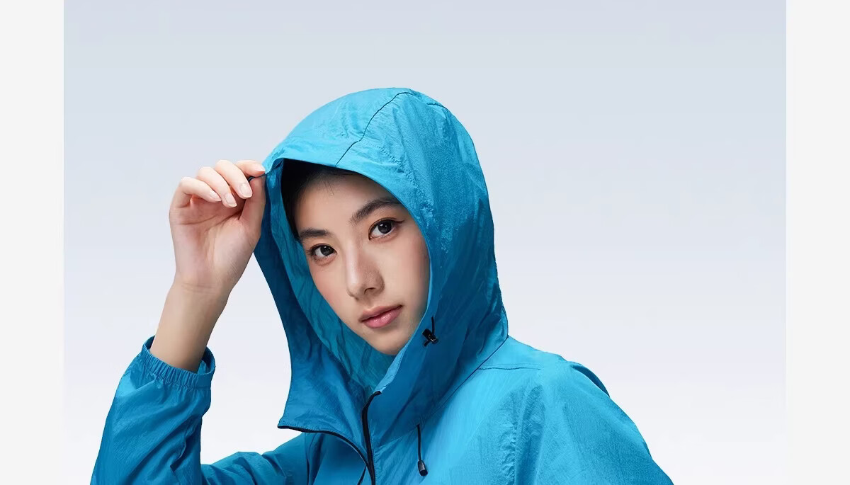 CAMEL [Wang Junkai Edition] 2026 Spring Summer Unisex Breathable Cooling Windproof Water-Repellent Sports Jacket 34