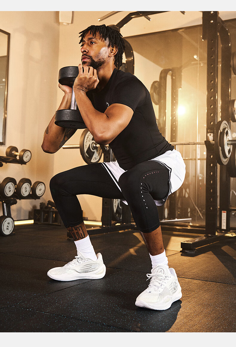 RIGORER Men's Compression Shorts, Sports Training Three-Quarter Length Compression Pants, Sweat-Wicking Breathable Quick-Dry Elastic Running Basketball Fitness Shorts for Me 2