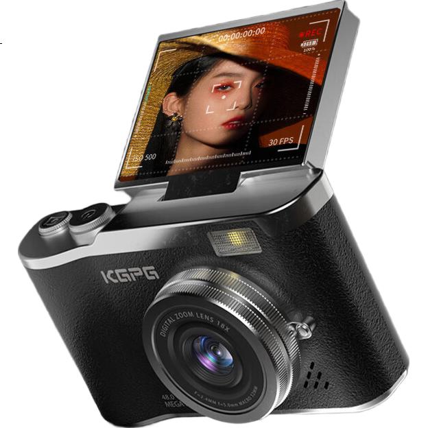 Цифровой фотоаппарат с флип-экраном