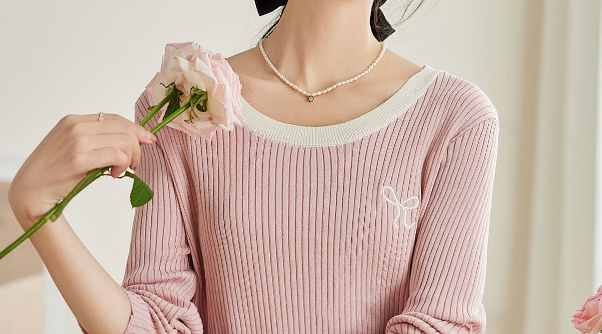 PinCai Women's Knit Sweater, Early Autumn Round Neck Bow Embroidery Knit Top, Slim-Fit Base Layer Sweater P143Z3009 22