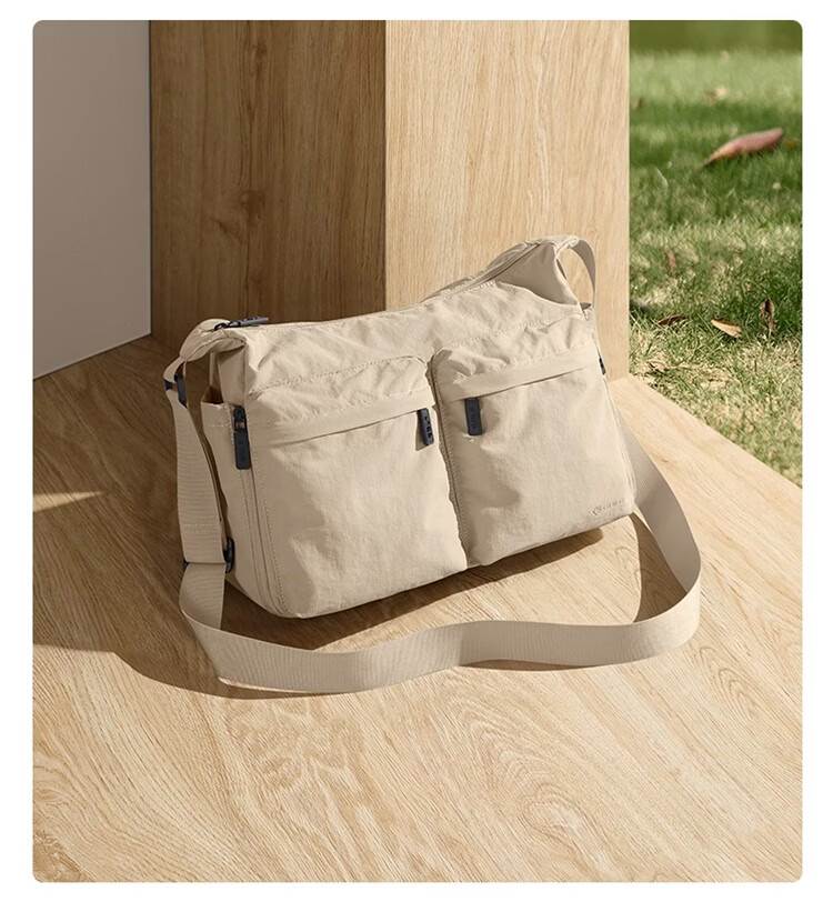 GOLF Men's Casual Single Shoulder Crossbody Bag Lightweight Waterproof Outdoor Cycling Sports Bag for Phone and iPad 7