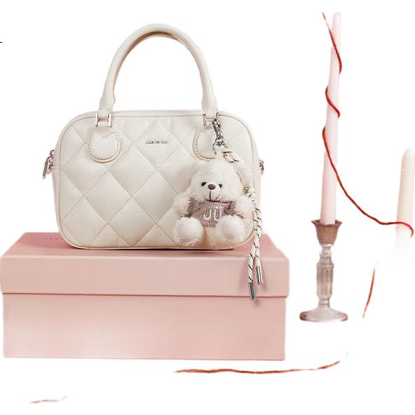 White Image 2