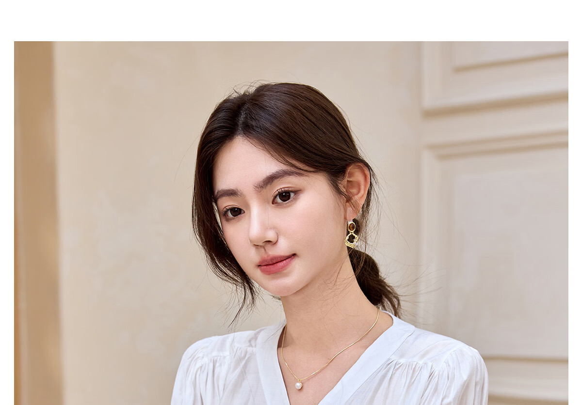 Halo Queen Women's Short Sleeve V-Neck White Shirt Summer Interview Professional Commuter Blouse H52S013 32