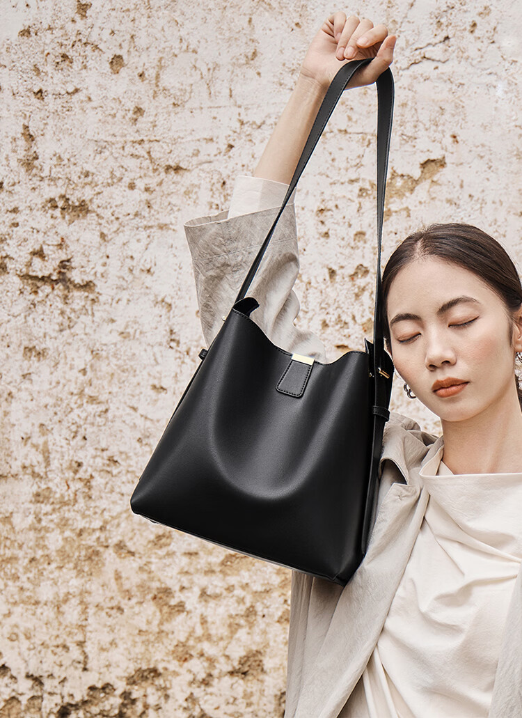 Nalandu Women's Bag 2026 New Cowhide Bucket Bag Shoulder Bag Crossbody Commuter Gift for Girlfriend 38 Goddess Festival Gift 1